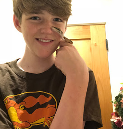 DIY / Vlogger: Davis' Exotics